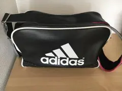 アディダス エナメルバッグ