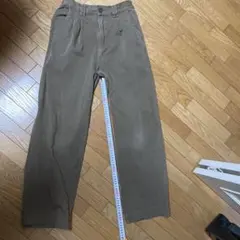 無印　縦横ストレッチタックワイドパンツ