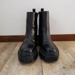 アトリエブルージュ　サイドゴアレザーブーツ ブラック