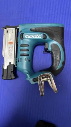 動作確認】Makita マキタ タッカー ST420DRF 14.4V 4mm - メルカリ
