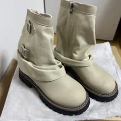 Item thumbnail for item 6113f53d-c734-4a7d-b7e1-1c7a7da7a5e1