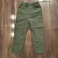 ユニクロ 130cm オリーブグリーン フリース裏地 ストレートパンツ