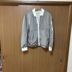 ナイキブルゾン　薄手　男女兼用のサムネイル