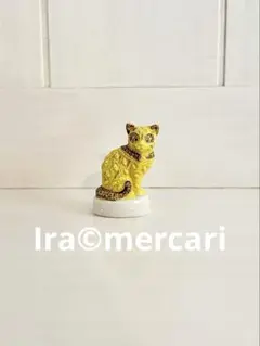 2004フェーブ　高貴な王宮の猫　フェーブ　フェーヴ　ミニチュア　フランス製