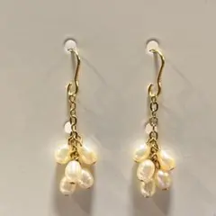 006＊ピアス　ハンドメイド　淡水パール