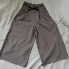 値下げ　グレー ガウチョ　ワイドパンツ ゴムウエスト　秋冬