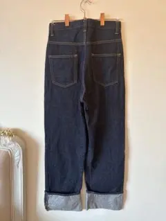 Item thumbnail for item c436cc2f-93e3-47c3-b1da-96235eb6eeac