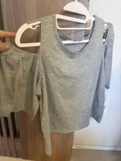 Billabong グレー オフショルダー Tシャツ　肩あきのサムネイル