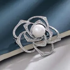 ローズモチーフ パール　ブローチ　ニット　コサージュ　未使用　シルバー