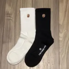 新品 A BATHING APE ソックス 靴下 刺繍 2足 白 黒