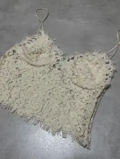 ZARA レースキャミソール