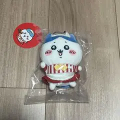 ちいかわレストラン ホール担当なマスコット ハチワレ