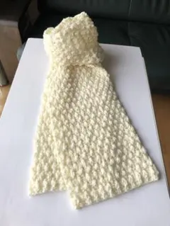 【ハンドメイド】オシャレな模様編みマフラー❤️秋冬大活躍　男女兼用　★ホワイト