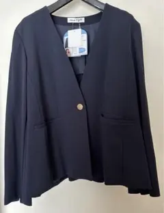 新品タグ付き✳︎ レディースジャケット　ネイビー　4L Hina Style