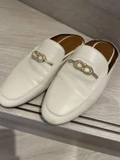 COACH ホワイト モカシン 37.5 - メルカリ