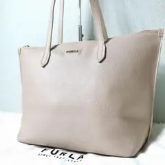 美品✨FURLA フルラ ルーチェ M トートバッグ ピンクベージュ A4 PC