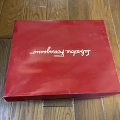 Salvatore Ferragamo ブラックショルダーバッグ