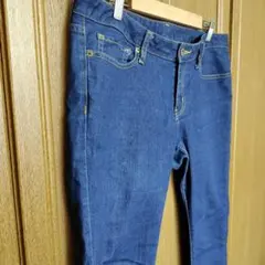 GU❤️ダークブルー　ロ―ライズスキニーデニム