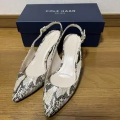 コールハーン　バックストラップ　パンプス