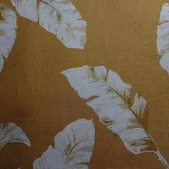 110✕100cmサイズ綿麻シーチングハギレリーフ柄