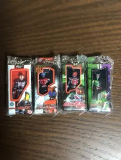 【める★様 リクエスト】仮面ライダー ソフビパッケージチャーム 4種セット