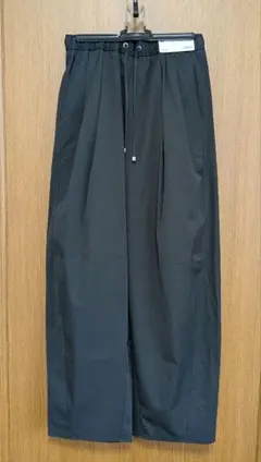 【未使用】バレルレッグプルオンパンツQ　ブラック　S　GU