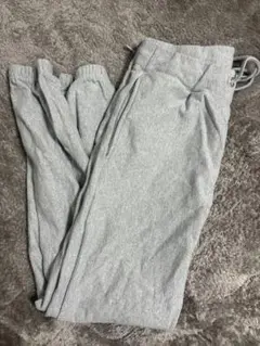 ファミマ　スウェットパンツ