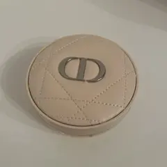 diorスキンフォーエバークッションパウダー　ラベンダー