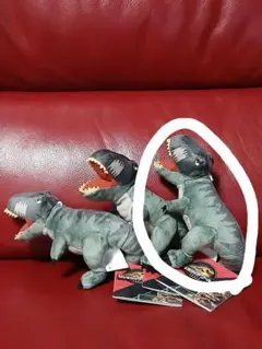 ジュラシック　ワールド　復活の大地　ぬいぐるみ　vol.2　1体　¥799