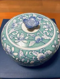 Item thumbnail for item 71b6ad64-dd05-4bf7-a0ab-27e8d95a7141