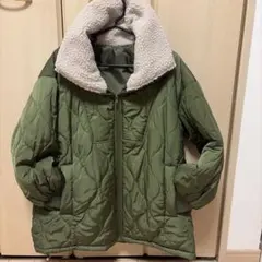 試着のみ カーキ キルティング ボアジャケット Mサイズ ノーカラー