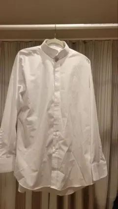 ウイングカラーシャツ