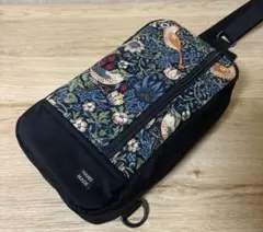撥水　ストロベリーシーフ　ボディバッグ【HK-538】