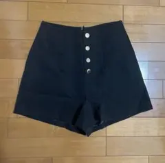 グレイル　ショートパンツ