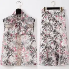 u*︎様 新品未使用　グレースコンチネンタル　フラワープリントセットアップ36