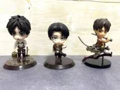 進撃の巨人 リヴァイ エレン ちびきゅんキャラ ワーコレ3点まとめ売りフィギュア