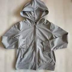 UNIQLO UVカット 薄手パーカー 110サイズ　AIRism