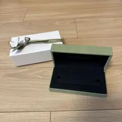Van Cleef & Arpels ブレスレット　ジュエリーケース