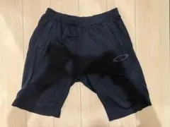 OAKLEY ショートパンツ ハーフパンツ ネイビーのサムネイル