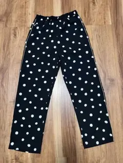 水玉模様カジュアルパンツ 黒白