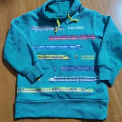 フード付きトレーナー　サイズ110