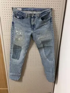 Levi's ダメージ加工 ライトブルー ジーンズ