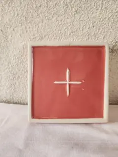 ピンク 壁のインテリアや小物入れなどに ヨーロッパ風