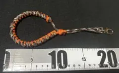 ハンドストラップ スマホやカメラに パラコード ハンドメイド HS-002