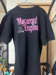 Macaroni! Empitsu Tシャツ ブラック マカロニえんぴつ