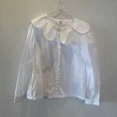 H&M 大きな襟付きホワイトシャツ