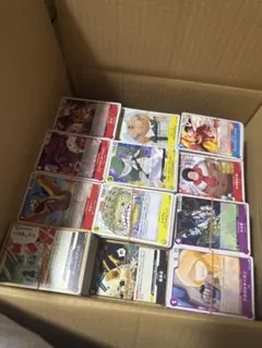 ワンピース カード 大量 2,600枚 まとめ売り！人気キャラ満載