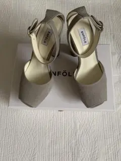 エンフォルド　サンダル　パンプスのサムネイル