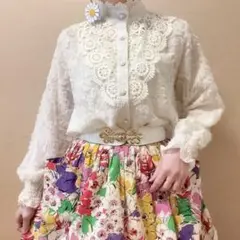 花刺繍 レース スタンドカラー 起毛 パールボタン ブラウス 透け感 春 レトロ