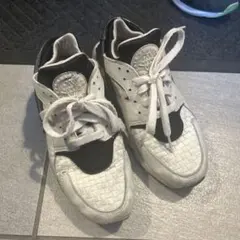 NIKE Air Huarache ホワイト/ブラック